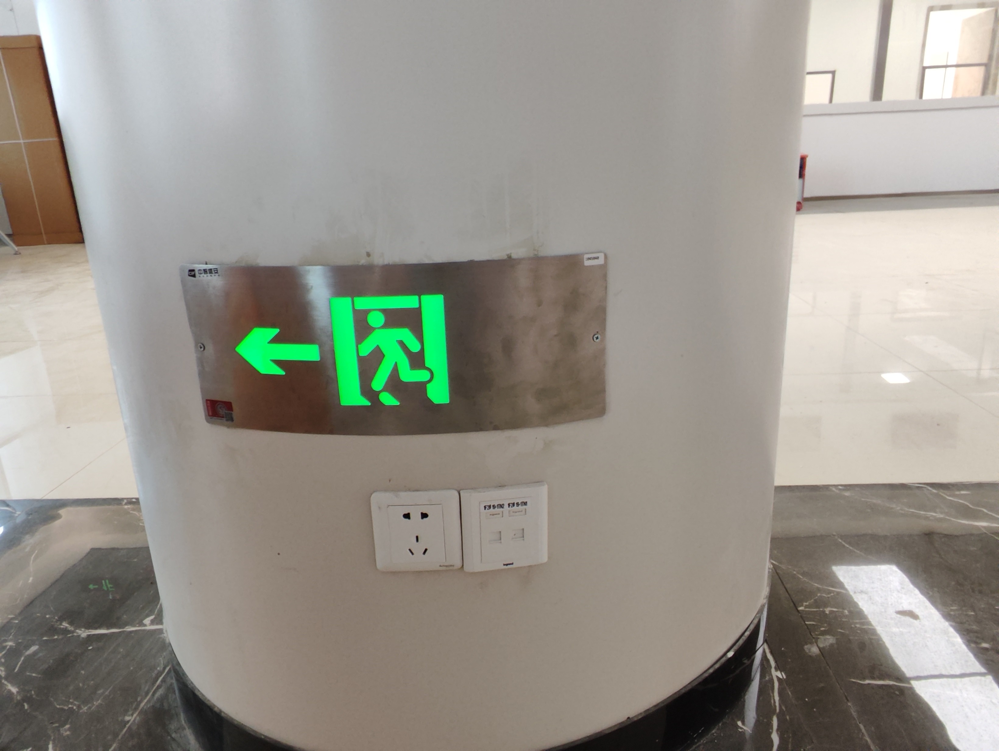 智能疏散系統(tǒng)能否實現(xiàn)跨區(qū)域、跨建筑的疏散聯(lián)動？