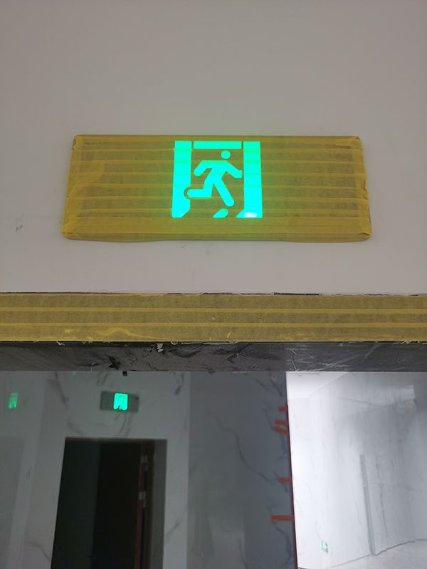 地下空間應(yīng)急疏散系統(tǒng)的特殊設(shè)計(jì)要求有哪些？